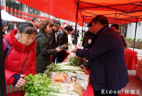 武昌辦 集市 精準幫扶新洲農(nóng)民,2小時兜售10萬余元農(nóng)副特產(chǎn)